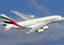 Airbus A380 vs Boeing 747-8, What Jumbo Jet is the Best?