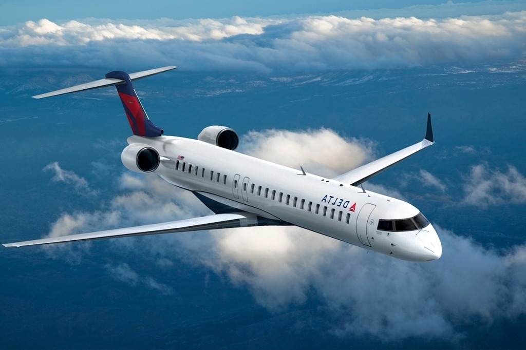 Bombardier CRJ900 Price, Range, Specs, Safety, Pictures