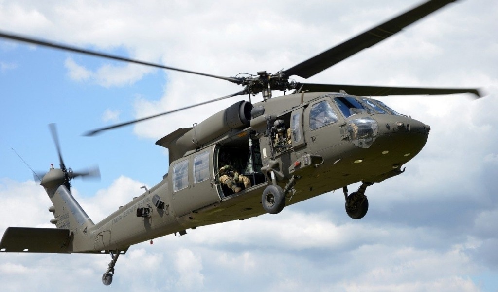 Sikorsky UH60 Black Hawk Images
