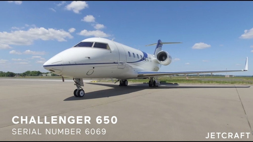 Bombardier Challenger 650 Exterior