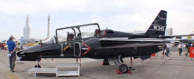 Aermacchi M345 Jet Trainer  Exterior