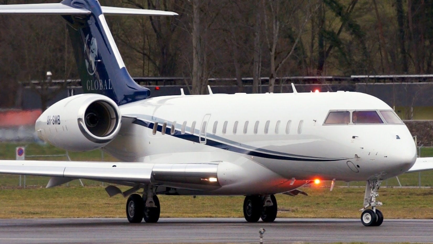 Bombardier Global 6000 Images