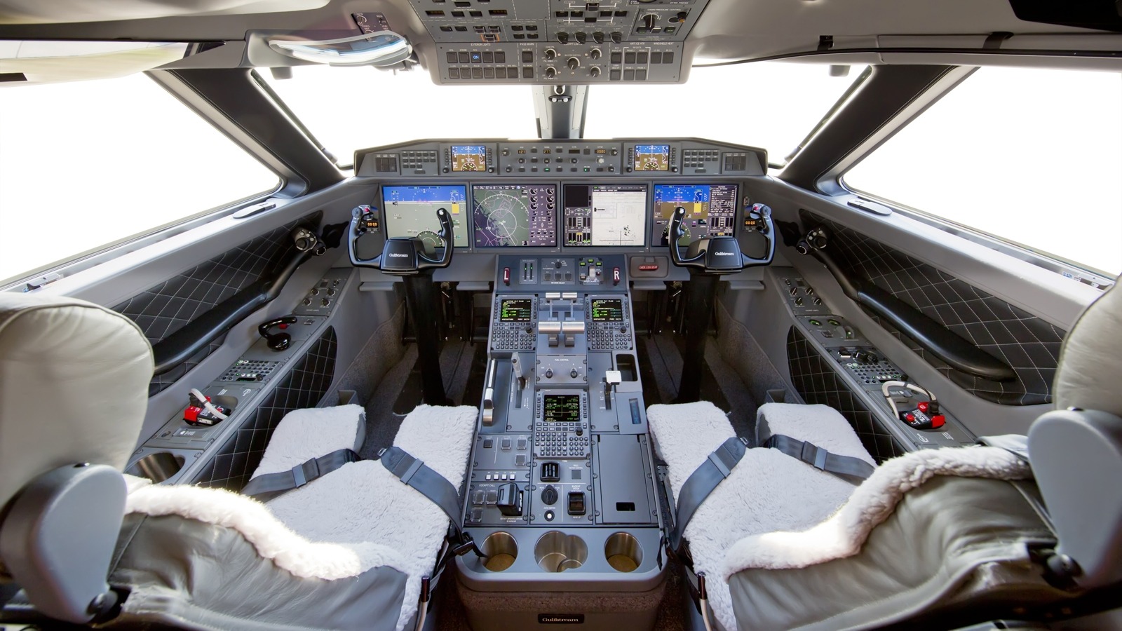 Gulfstream G700 Vs Bombardier Global 7500 Redesign
